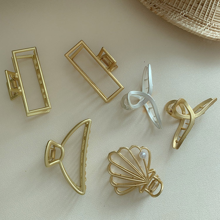 バンスクリップ ヘアクリップ ワニクリップ 髪型 おしゃれ シンプル 韓国 送料無料 Dazzle ダズル