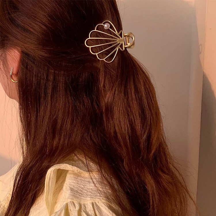 バンスクリップ ヘアクリップ ワニクリップ 髪型 おしゃれ シンプル 韓国 送料無料 Dazzle ダズル