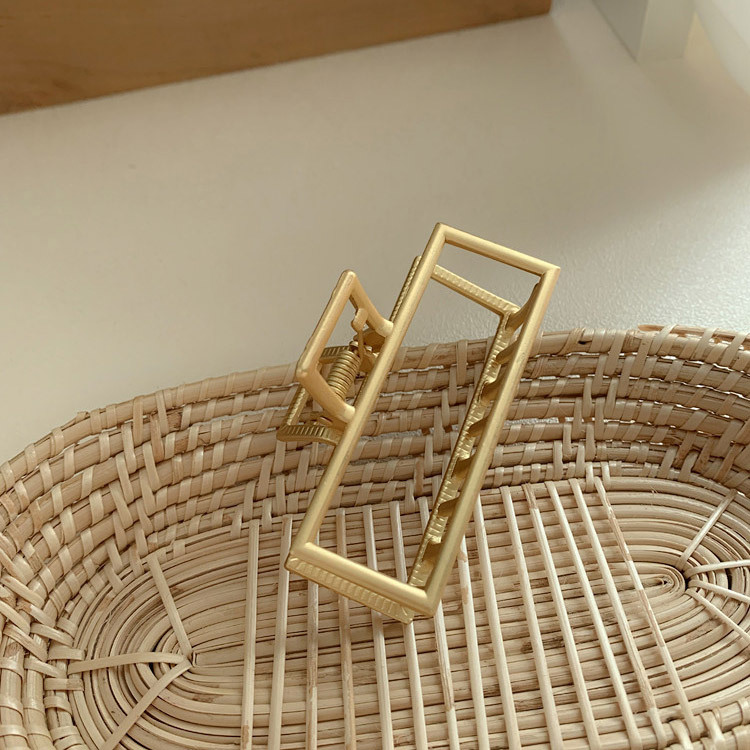 バンスクリップ ヘアクリップ ワニクリップ 髪型 おしゃれ シンプル 韓国 送料無料 Dazzle ダズル