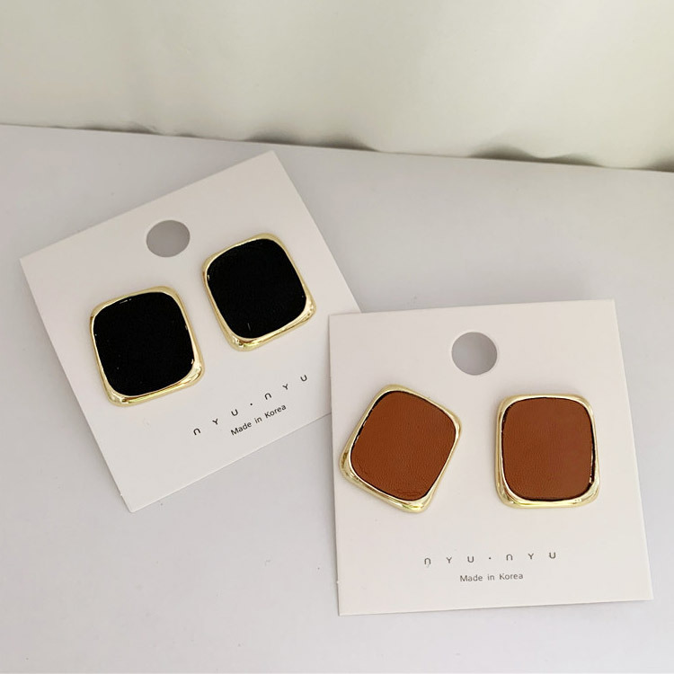 ピアス 大ぶり レディース スクエア レザー ゴールド レトロ 韓国アクセサリー Dazzle ダズル