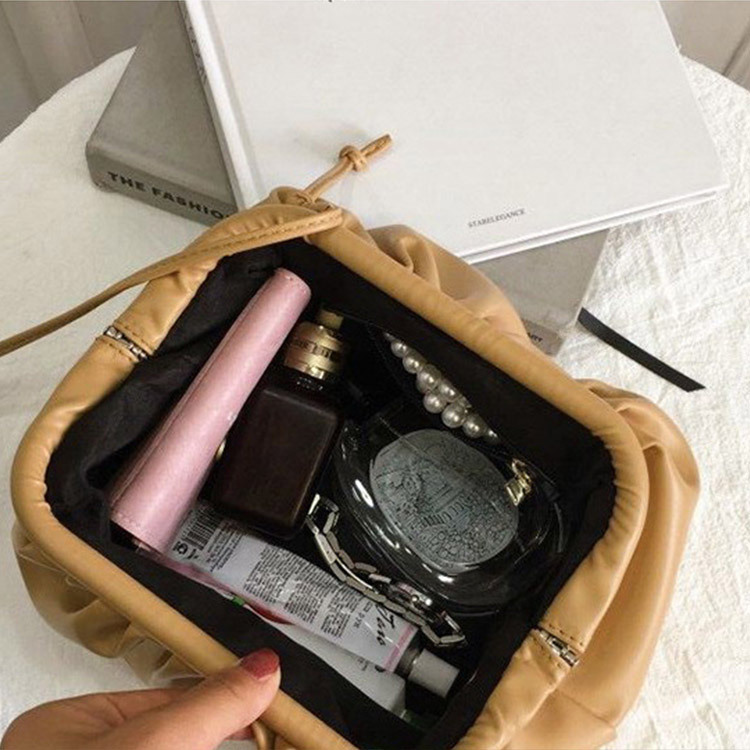 ショルダーバッグ ミニ レディース 斜め掛け ふわふわ クラッチ 韓国 送料無料 Dazzle ダズル