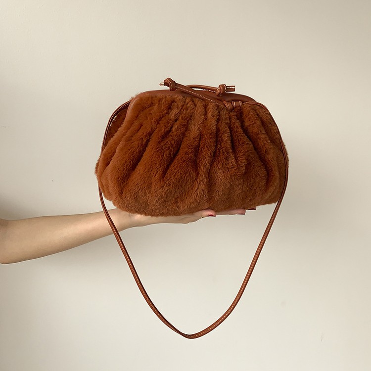 ポシェット ファーバッグ レディース ファー ミニショルダーバッグ 韓国 ジョイフィール joyfeel