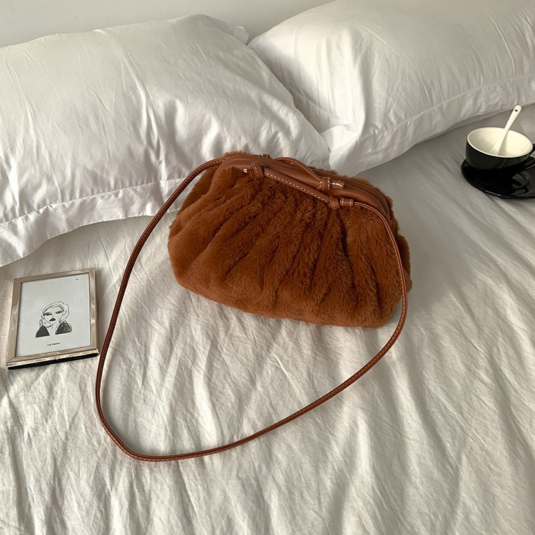 ポシェット ファーバッグ レディース ファー ミニショルダーバッグ 韓国 ジョイフィール joyfeel