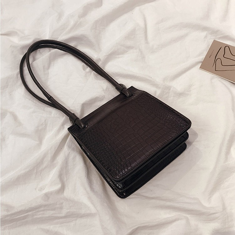 ショルダーバッグ クロコダイル レディース ミニバッグ 斜め掛け 韓国 Dazzle ダズル