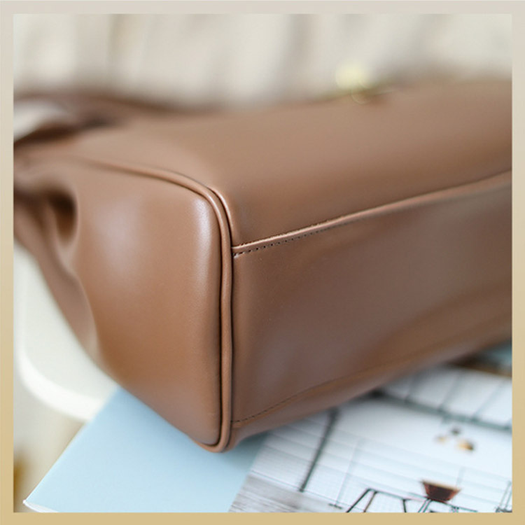 ショルダーバッグ ハンドバッグ レディース 大きめ 大容量 韓国 Dazzle ダズル