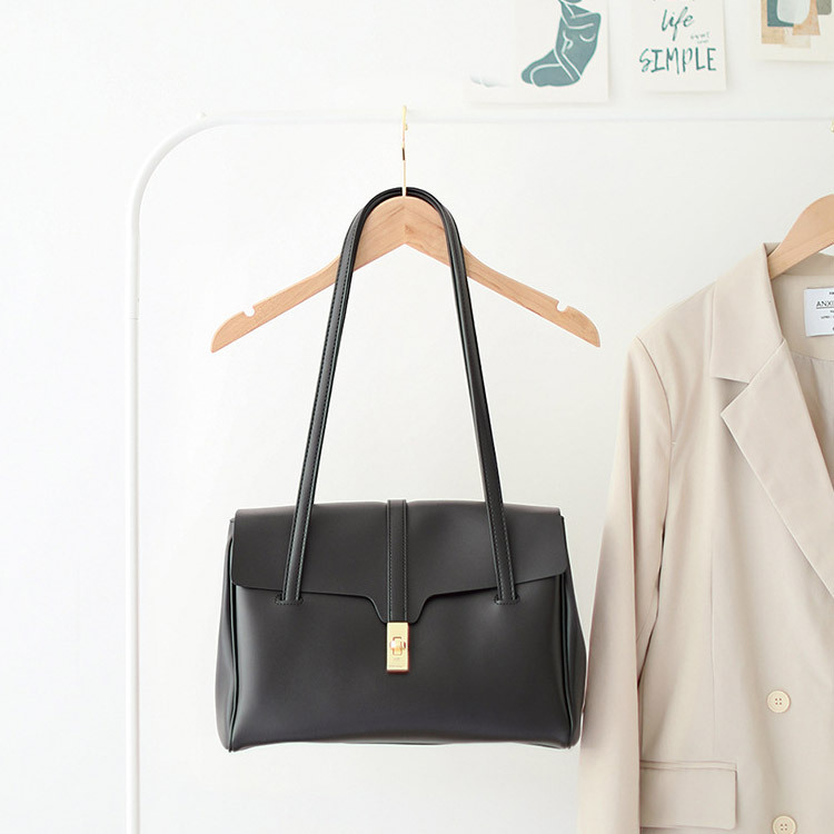 ショルダーバッグ ハンドバッグ レディース 大きめ 大容量 韓国 Dazzle ダズル