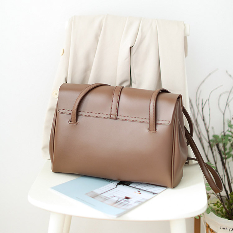 ショルダーバッグ ハンドバッグ レディース 大きめ 大容量 韓国 Dazzle ダズル