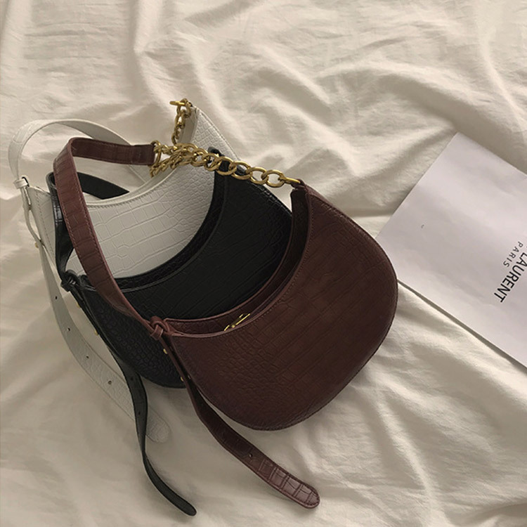 ショルダーバッグ レディース チェーン 斜め掛け クロコダイル 韓国 Dazzle ダズル