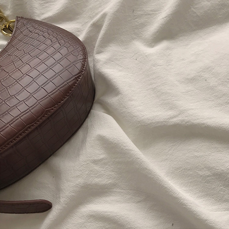 ショルダーバッグ レディース チェーン 斜め掛け クロコダイル 韓国 Dazzle ダズル