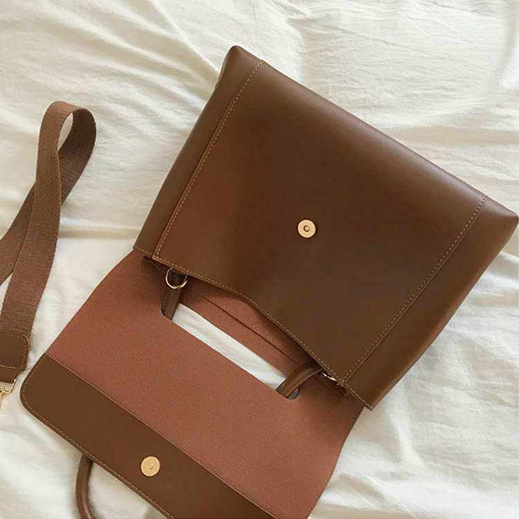 ショルダーバッグ レディース 大容量 おおきめ フラップ シンプル 韓国 Dazzle ダズル