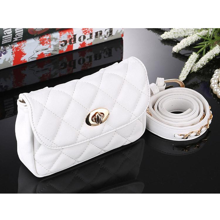 ボディバッグ レディース ウエストポーチ ウエストバッグ チェーンベルト チェーン 韓国 送料無料 Dazzle ダズル