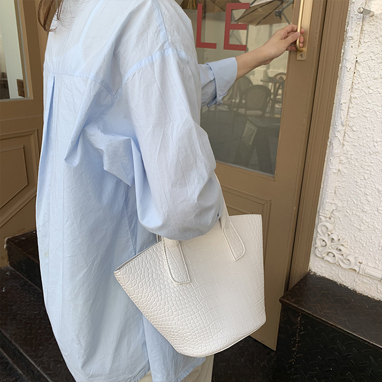 ケツバッグ クロコダイル レトロ おしゃれ ショルダーバッグ レディース ワンショルダー 斜め掛け ハンドバッグ Dazzle ダズル