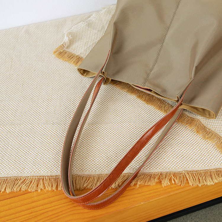 トートバッグ レディース 大きめ ナイロン キャンパス 大容量 通勤 ビジネス A4 ワンショルダー 黒 カーキ ベージュ 韓国 Dazzle ダズル