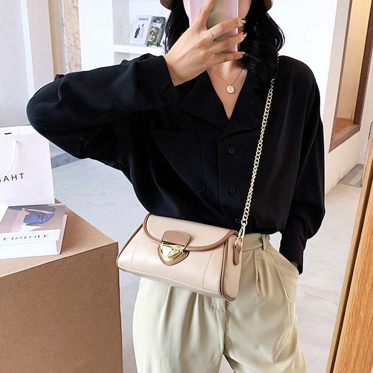 ショルダーバッグ レディース ポシェット 斜め掛け チェーン ミニバッグ かわいい おしゃれ スクエア バッグ おしゃれ Dazzle ダズル