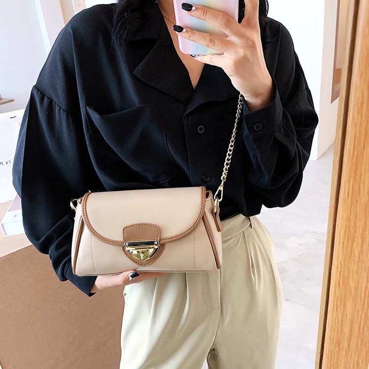 ショルダーバッグ レディース ポシェット 斜め掛け チェーン ミニバッグ かわいい おしゃれ スクエア バッグ おしゃれ Dazzle ダズル