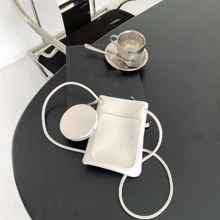 ポシェット レディース ショルダーバッグ ポーチ シンプル 縦型 ミニポシェット 斜め掛け おしゃれ かわいい ミニバッグ ポーチ付き PU レザー ジョイフィール joyfeel