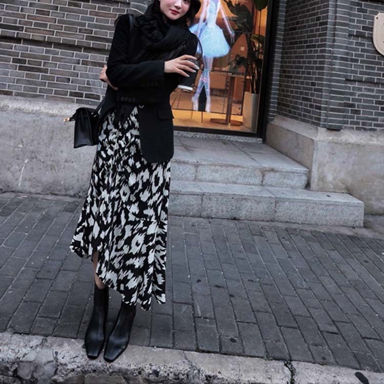 スカートレディース 柄 モノトーン きれいめ 切り替え ギャザー ミモレ丈 エレガント フリル 秋 おしゃれ アシンメトリー  Dazzle ダズル