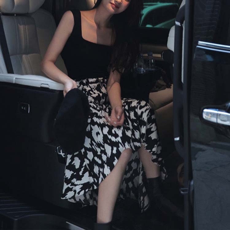 スカートレディース 柄 モノトーン きれいめ 切り替え ギャザー ミモレ丈 エレガント フリル 秋 おしゃれ アシンメトリー  Dazzle ダズル