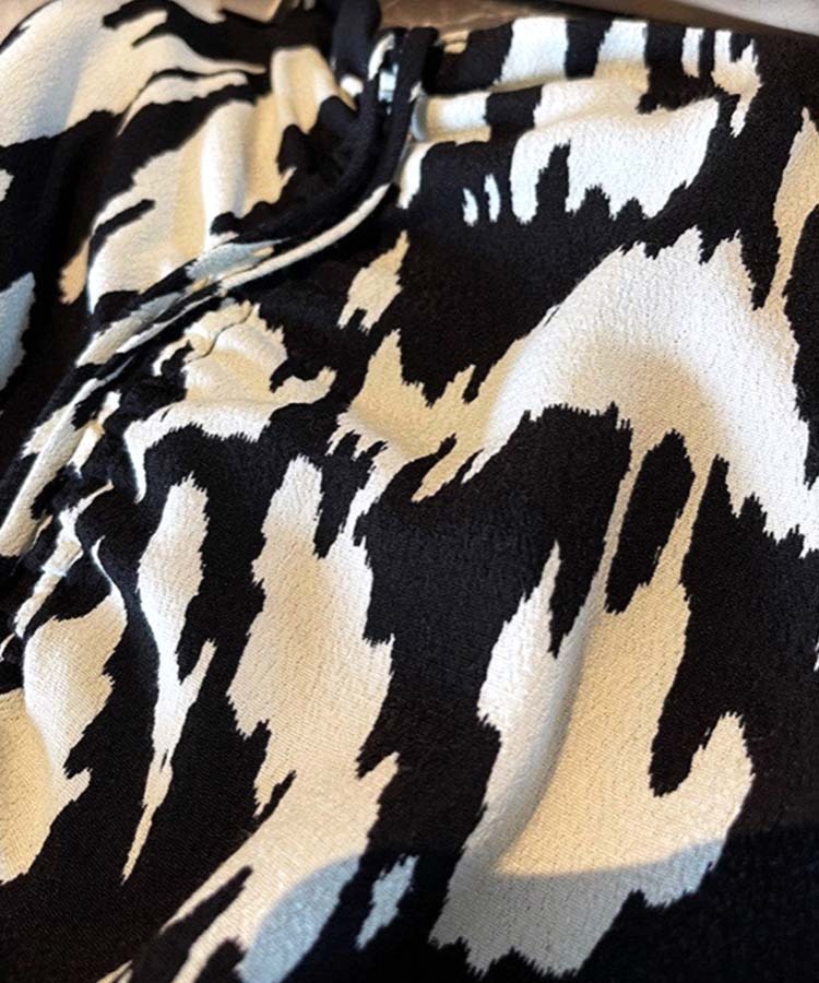 スカートレディース 柄 モノトーン きれいめ 切り替え ギャザー ミモレ丈 エレガント フリル 秋 おしゃれ アシンメトリー  Dazzle ダズル