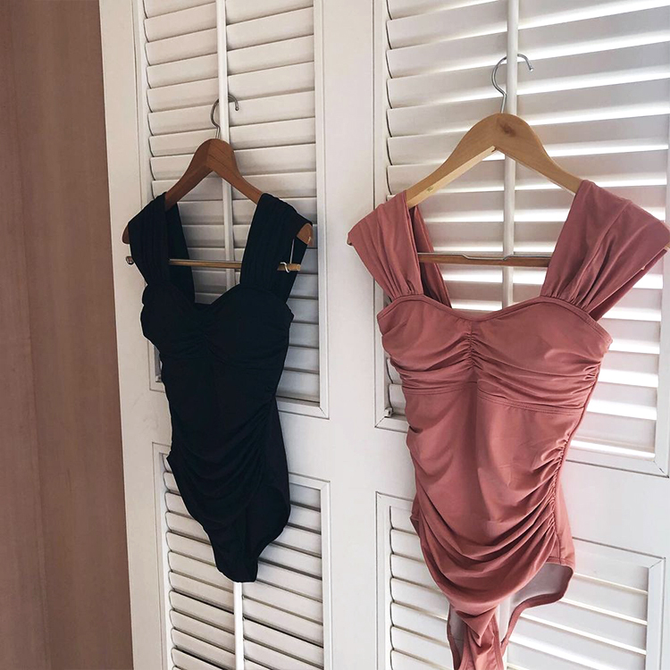 水着 レディース ワンピース 体系カバー 幅広 肩紐 ギャザー ブラック ピンク 黒 かわいい シンプル 露出低め ジョイフィール joyfeel