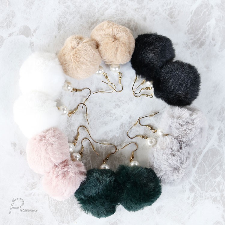 ピアス レディース イヤリング ファーボール ファー 送料無料 Dazzle ダズル