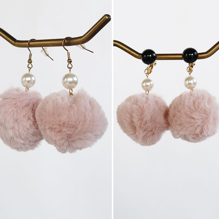 ピアス レディース イヤリング ファーボール ファー 送料無料 Dazzle ダズル