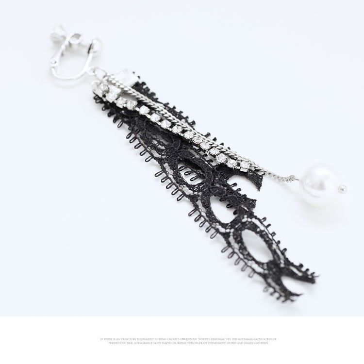 ピアス レディース 揺れる チェーン  大きめ プレゼント レース パール ラインストーン メール便送料無料 Dazzle ダズル