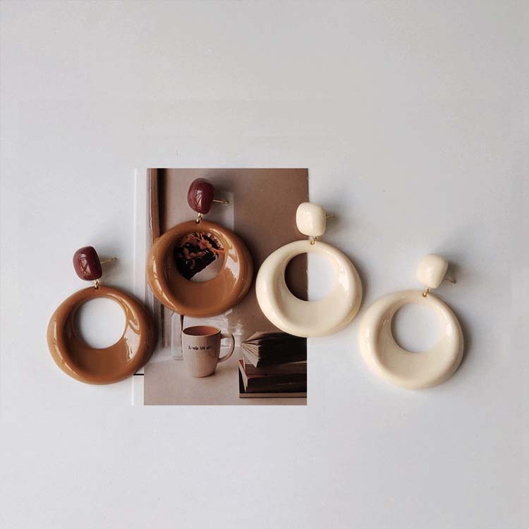 ピアス レディース アクリル リング 大きめ 大ぶり レトロ エレガント おしゃれ インパクト ナチュラル Dazzle ダズル