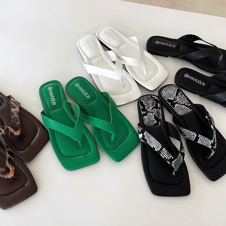 サンダル レディース ビーチサンダル トングサンダル フラット スクエアトゥ ぺたんこ おしゃれ ひょう柄 パイソン ジョイフィール joyfeel