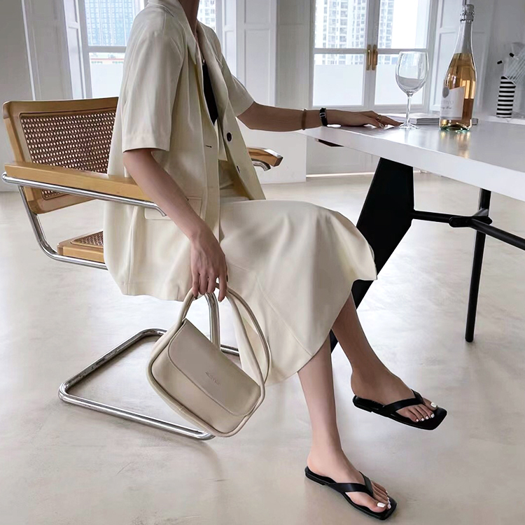 サンダル レディース ビーチサンダル トングサンダル フラット スクエアトゥ ぺたんこ おしゃれ ひょう柄 パイソン ジョイフィール joyfeel