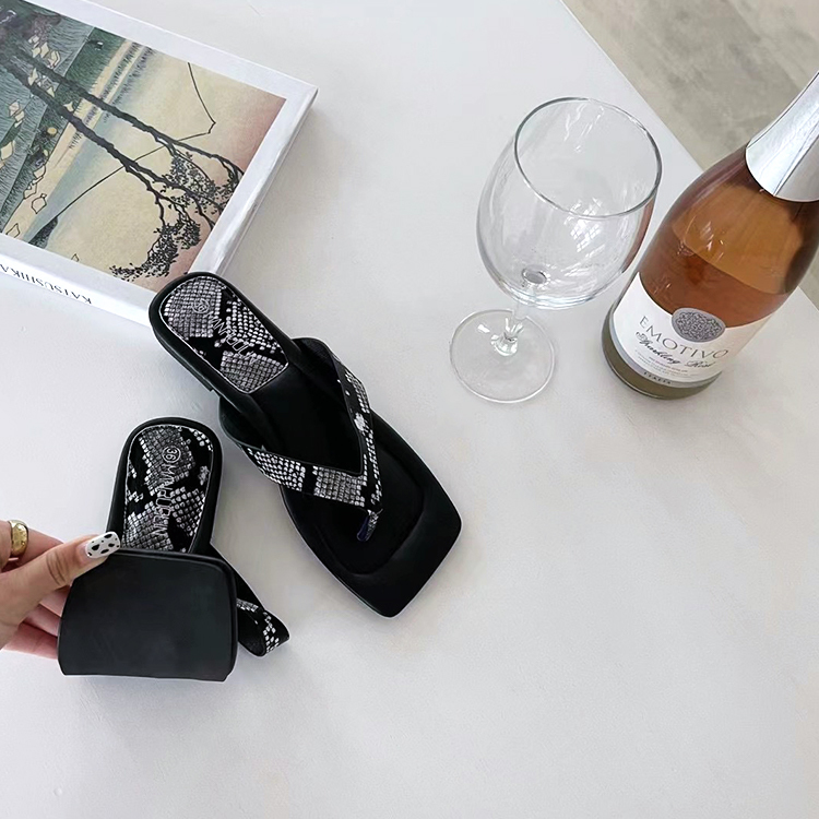 サンダル レディース ビーチサンダル トングサンダル フラット スクエアトゥ ぺたんこ おしゃれ ひょう柄 パイソン ジョイフィール joyfeel