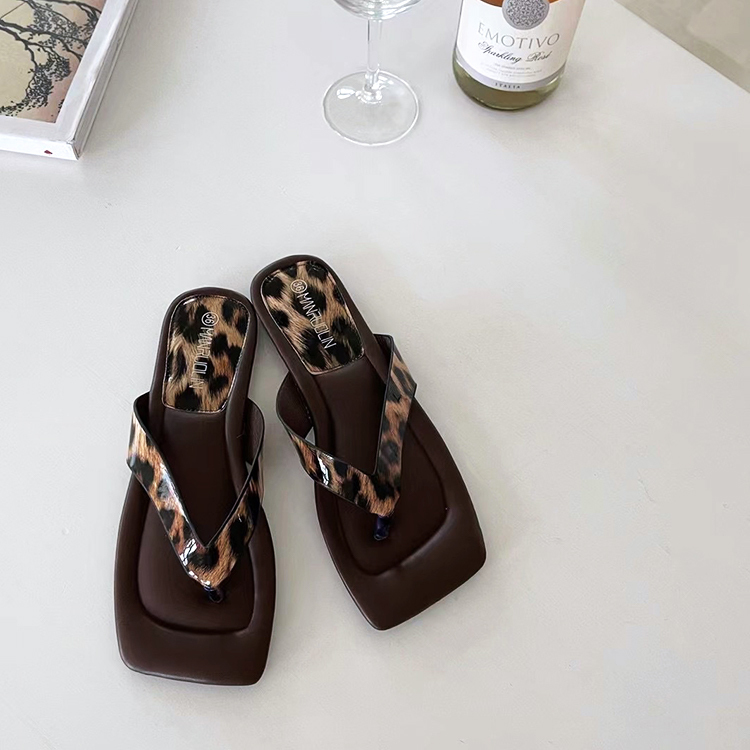 サンダル レディース ビーチサンダル トングサンダル フラット スクエアトゥ ぺたんこ おしゃれ ひょう柄 パイソン ジョイフィール joyfeel