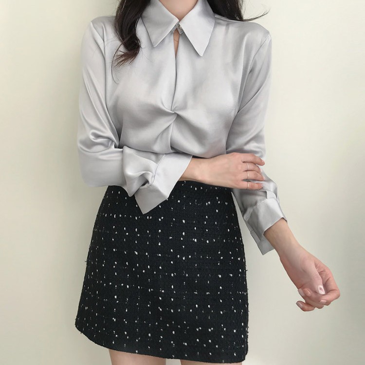 サテン とろみ シャツ ブラウス レディース 黒 白 韓国 送料無料 Dazzle ダズル