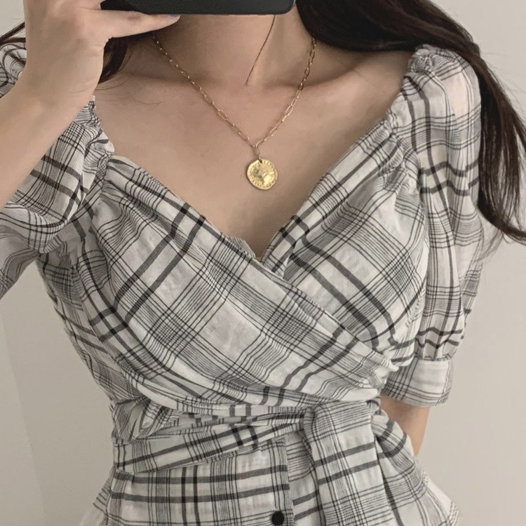 チェック柄 カシュクール ブラウス レディース Vネック 5分袖 リボン トップス 韓国 送料無料 Dazzle ダズル