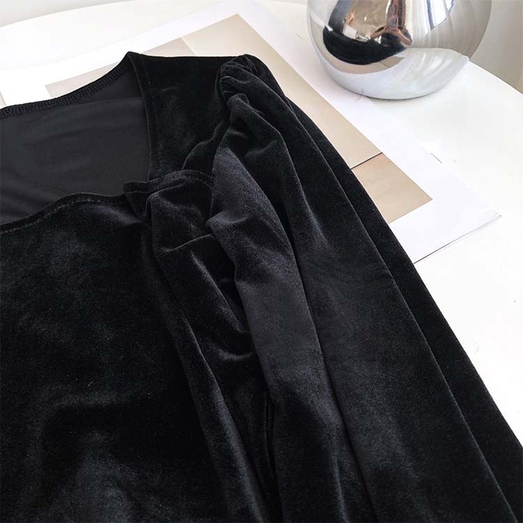 トップス レディース ベロア 長袖 秋冬 秋 冬 きれいめ ブラック 黒 スクエアネック パフスリーブ カットソー エレガント Dzzle ダズル