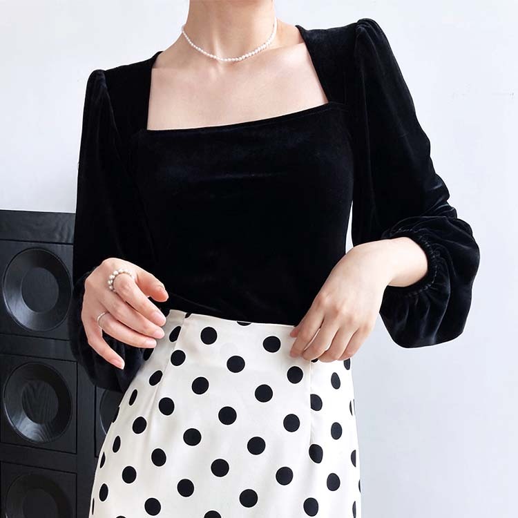 トップス レディース ベロア 長袖 秋冬 秋 冬 きれいめ ブラック 黒 スクエアネック パフスリーブ カットソー エレガント Dzzle ダズル