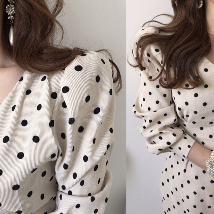 ワンピース レディース 柄 春 秋 ドット柄 ドット ミモレ丈 コーデュロイ タイト Vネック おしゃれ エレガント 大人 白 ホワイト ブラウン きれいめ  Dazzle ダズル