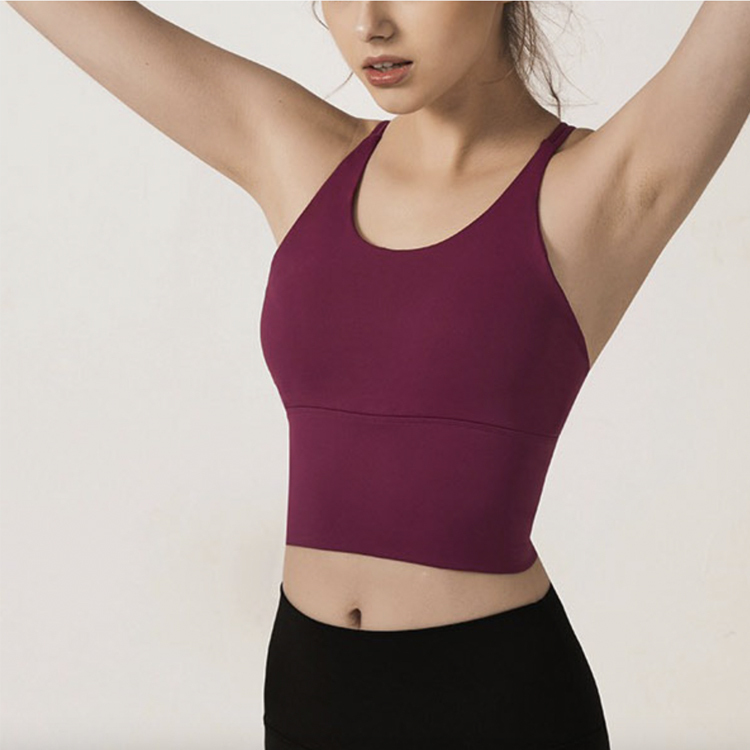 ヨガウエア タンクトップ レディース カップ付き バット付き キャミソール ブラ ヨガウェア トップス ヨガ ホットヨガ 無地 ノースリーブ Dazzle ダズル