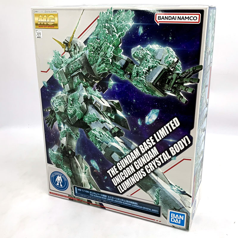 BANDAI RX-0 ユニコーンガンダム（光の結晶体） ガンダムベース限定