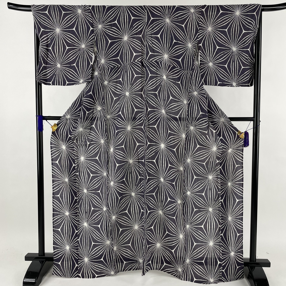 オープニング大放出セール 小紋 美品 名品 洗える着物 麻の葉 紫 単衣 身丈164 5cm 裄丈69cm L 麻 最高の Kuljic Com