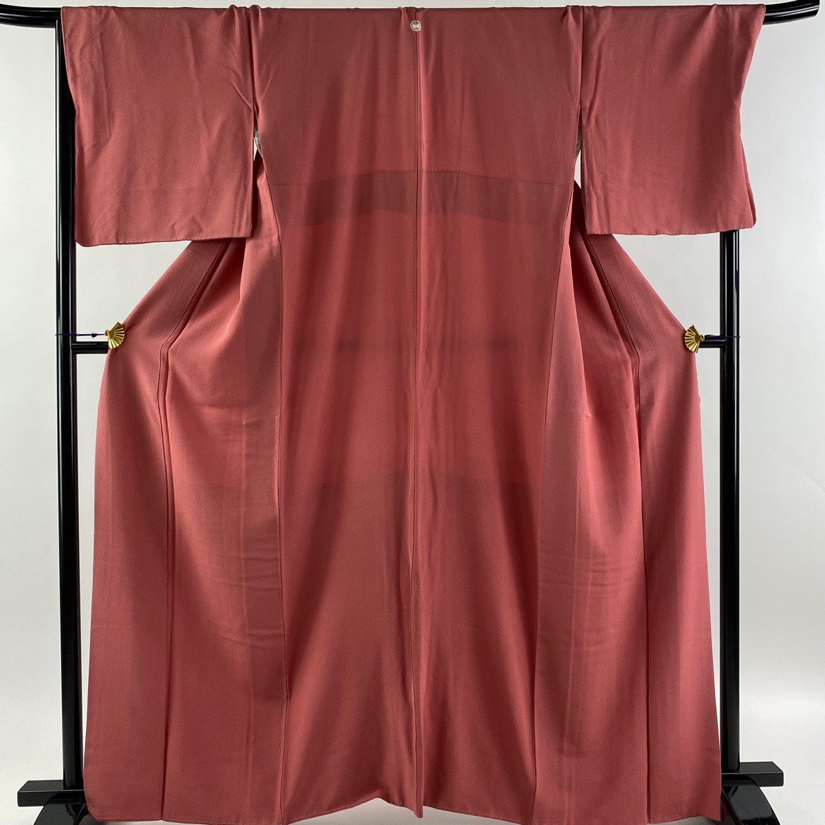  однотонная ткань длина 162cm длина рукава 68.5cm L. розовый натуральный шелк super товар один . б/у 