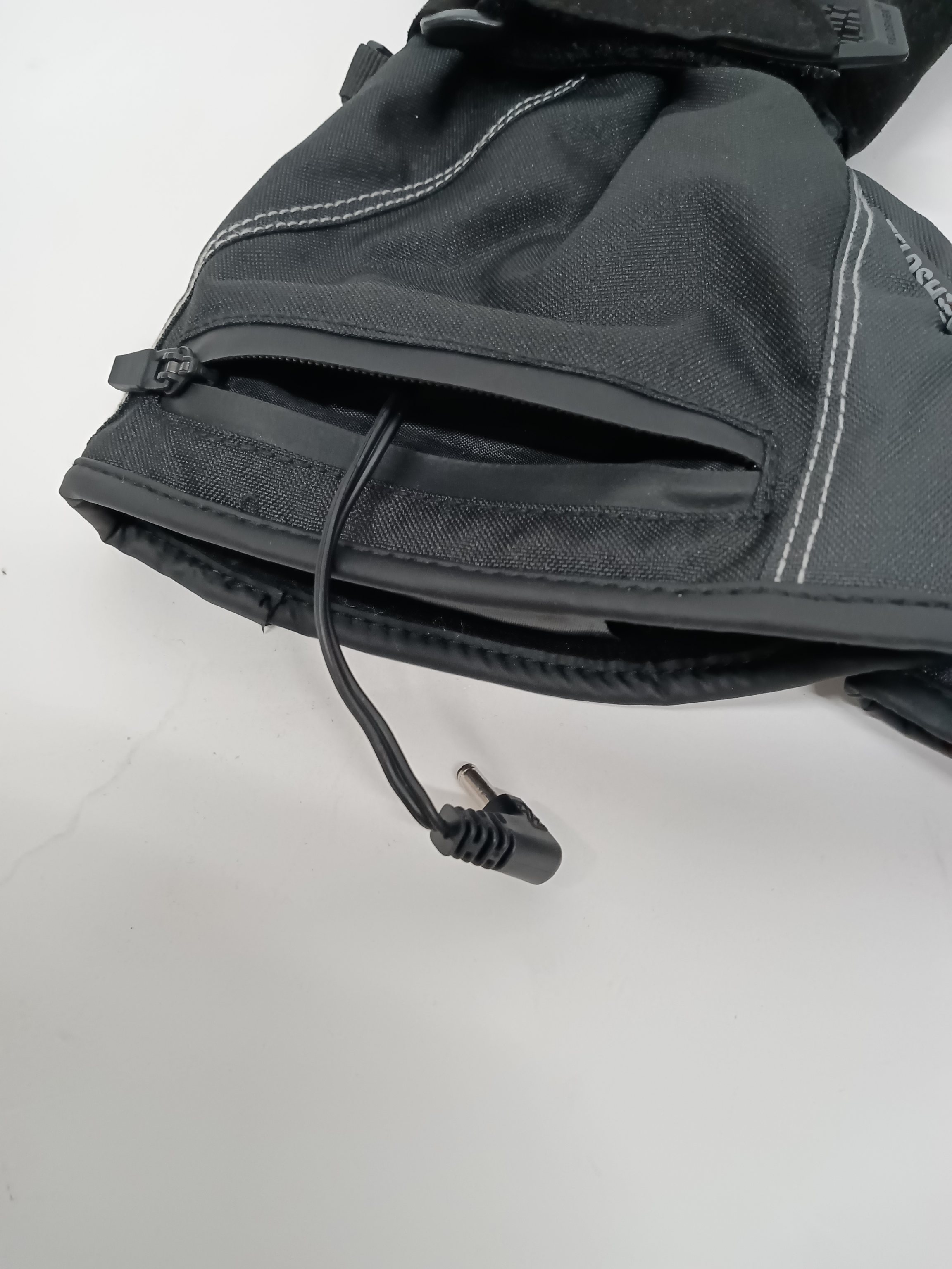  поле sia- аккумулятор заряжающийся перчатки с подогревом USB зарядка кабель отсутствует M размер черный R2312-151