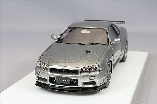 MAKE UP NISSAN SKYLINE GT-R （BNR34） V-spec II 2000