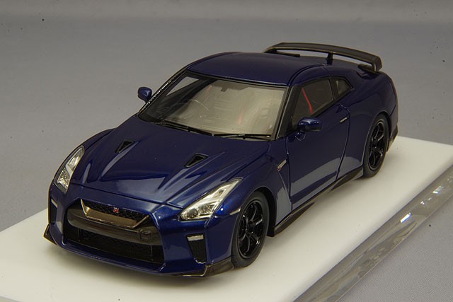 MAKE UP NISSAN GT-R 2017 Track edition engineered by nismo 2017