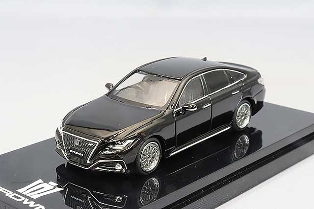 ホビージャパン Toyota CROWN 2.0 RS カスタムバージョン ブラック （1
