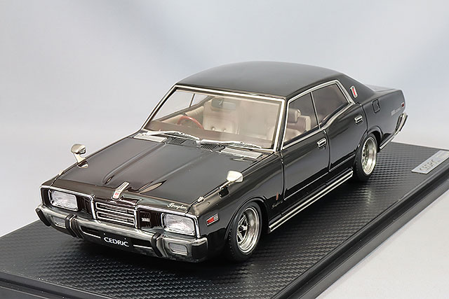 12/22 ignition model Nissan Cedric Brougham （330） Black （1/18