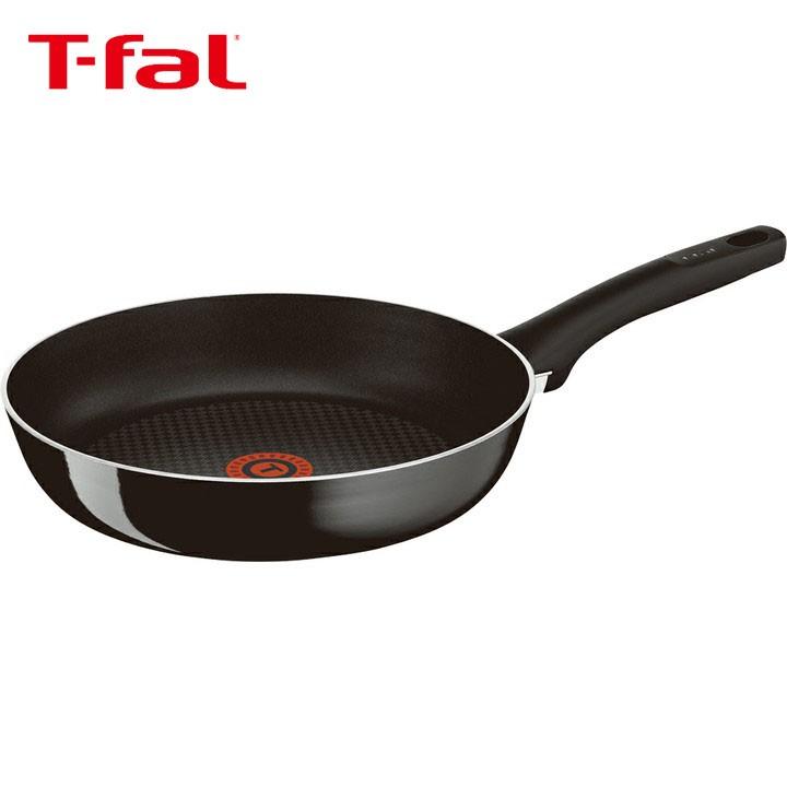 T-fal ハードチタニウム プラス 25cm D51505 フライパンの商品画像