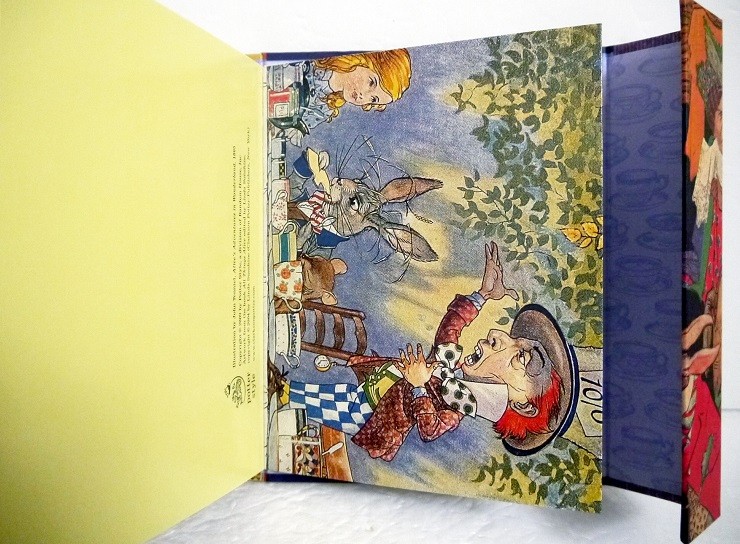 [Alice in Wonderland Note Card Book] mystery. country. have snow to card set 