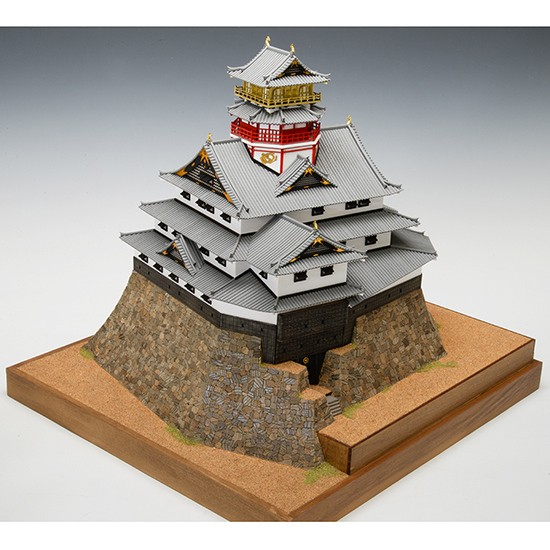 安土城 天守閣 （1/150スケール 木製模型）の商品画像