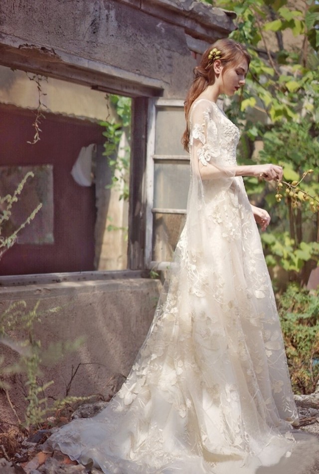 正規激安 ウエディングドレス 大きいサイズ ウェディングドレス 白 二次会 花嫁 袖あり ショール袖 ロングドレス ロング丈 レース 刺繍 Aライン トレーン Lubarol Com